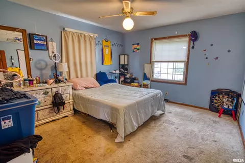 1602 Summit Dr, Pekin, IL 61554 photo 11