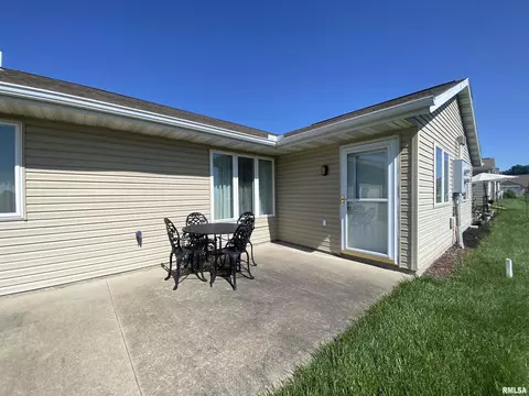 315 Scotch Pine Dr, Macomb, IL 61455 photo 33
