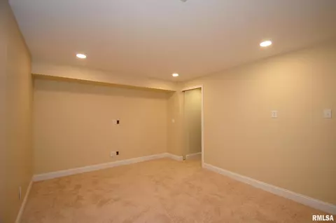 916 W Bennett Ct, Dunlap, IL 61525 photo 29