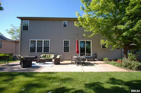 Exterior - 2103 W Liams Way, Dunlap, IL 61525 photo 9 of 16