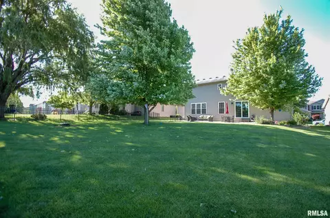 Exterior - 2103 W Liams Way, Dunlap, IL 61525 photo 12 of 16