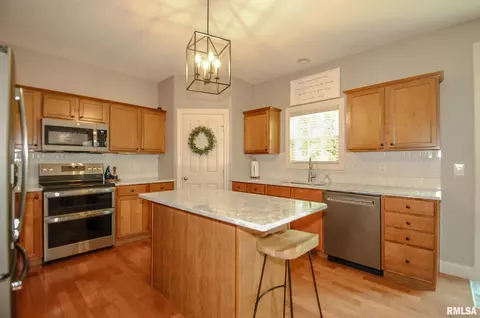 Kitchen - 2103 W Liams Way, Dunlap, IL 61525 photo 1 of 4