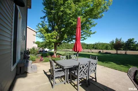 Exterior - 2103 W Liams Way, Dunlap, IL 61525 photo 7 of 16