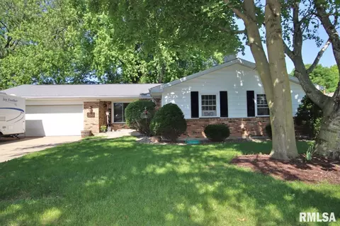 627 Princeville Ave, Princeville, IL 61559