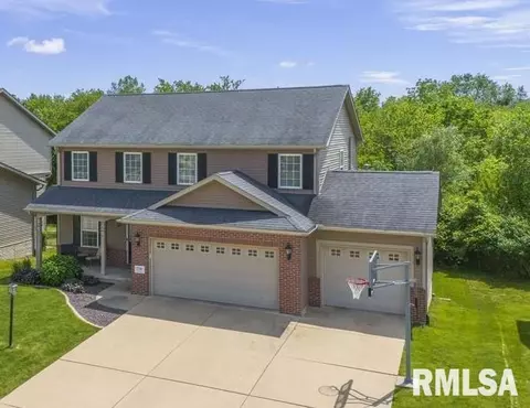 2706 Stonehenge Ct, Peoria, IL 61615