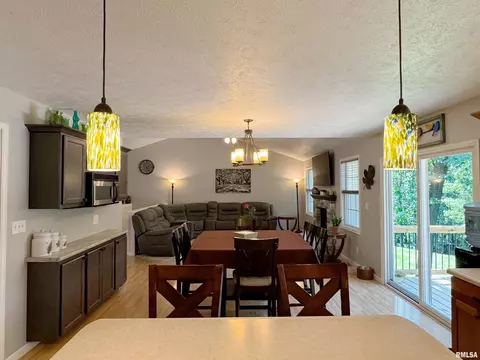 Dining - 4837 S Lake Camelot Dr, Mapleton, IL 61547 photo 4 of 5