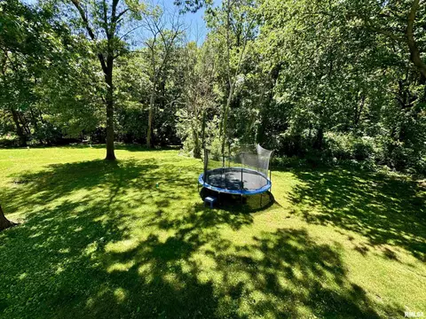 Exterior - 4837 S Lake Camelot Dr, Mapleton, IL 61547 photo 11 of 14