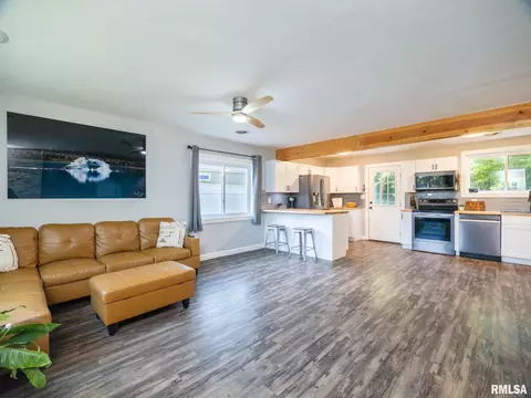 101 Kickapoo Ct, Marquette Heights, IL 61554 photo 7