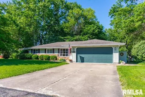 7668 W Chestnut Dr, Edwards, IL 61528 photo 2