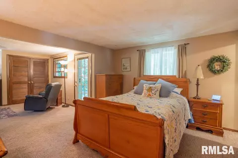 7668 W Chestnut Dr, Edwards, IL 61528 photo 13