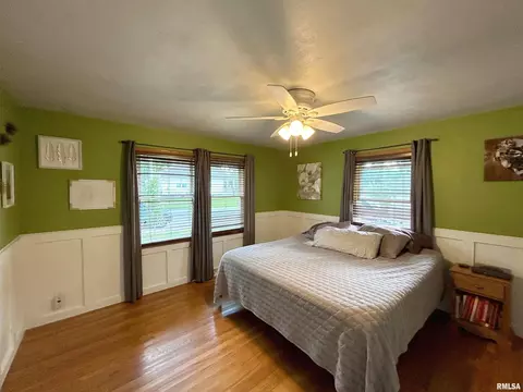 305 E Monroe St, Metamora, IL 61548 photo 17