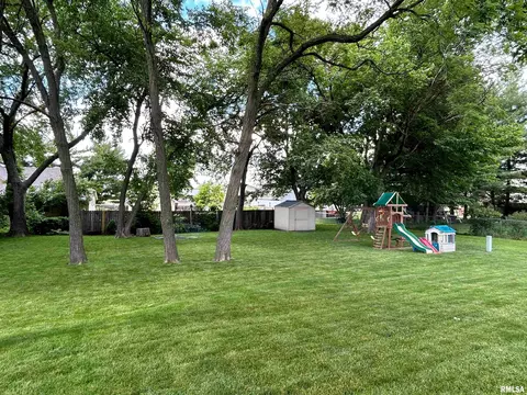 305 E Monroe St, Metamora, IL 61548 photo 39