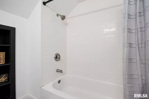 715 E Chatham St, Metamora, IL 61548 photo 28