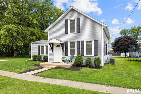 715 E Chatham St, Metamora, IL 61548 photo 3