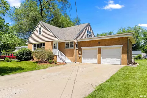 1437 E Resthaven Rd, Peoria, IL 61615 photo 2