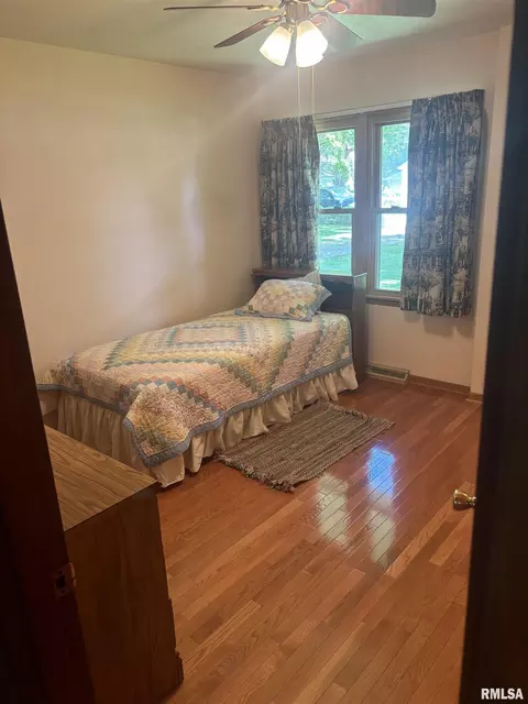 205 Murphy Ln, Metamora, IL 61548 photo 9