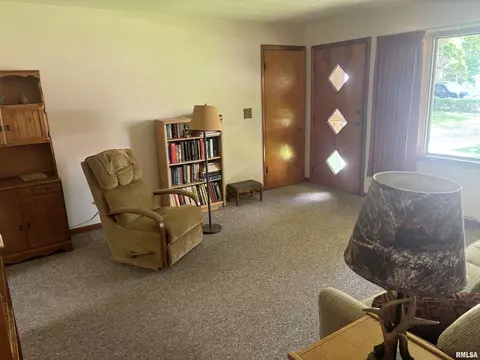 205 Murphy Ln, Metamora, IL 61548 photo 2