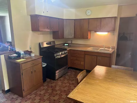 205 Murphy Ln, Metamora, IL 61548 photo 5