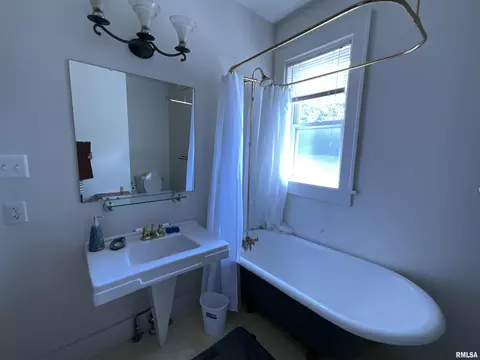 502 S Randolph St, Macomb, IL 61455 photo 46
