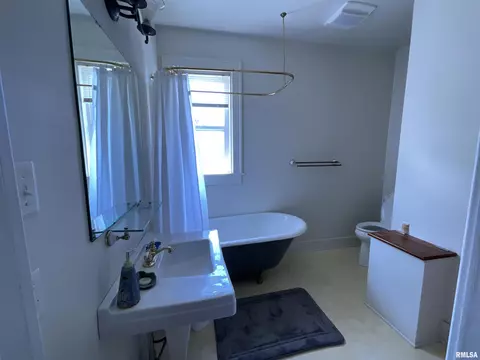 502 S Randolph St, Macomb, IL 61455 photo 44