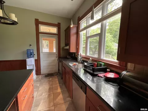 502 S Randolph St, Macomb, IL 61455 photo 13