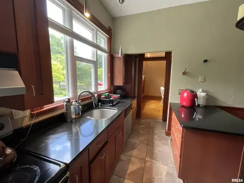 502 S Randolph St, Macomb, IL 61455 photo 12