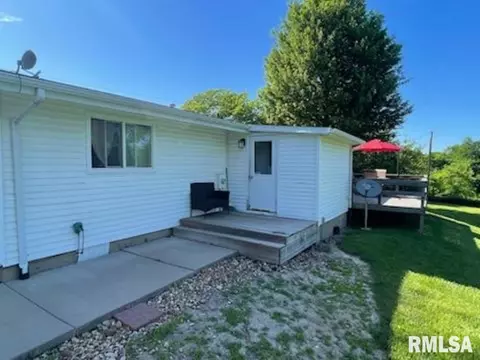 10495 E 950th St, Macomb, IL 61455 photo 4