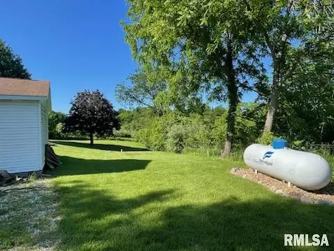10495 E 950th St, Macomb, IL 61455 photo 3