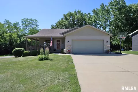 9504 W Excalibur Ct, Mapleton, IL 61547