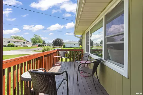 319 S Spring St, Metamora, IL 61548 photo 38