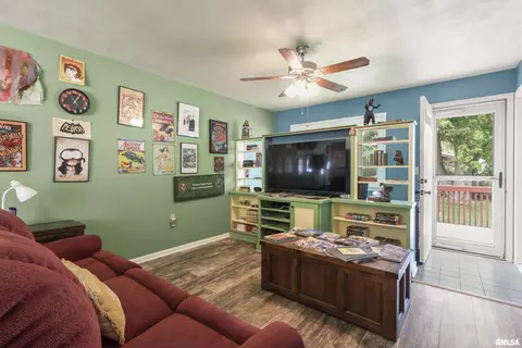 319 S Spring St, Metamora, IL 61548 photo 17