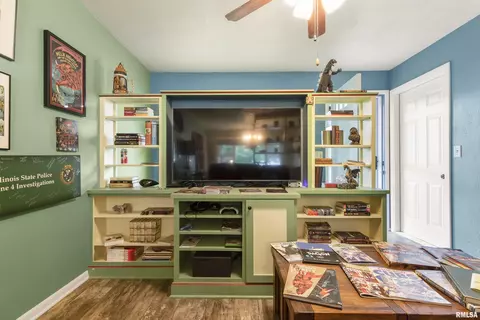 319 S Spring St, Metamora, IL 61548 photo 19