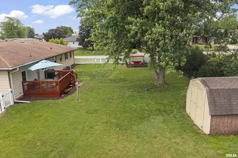 319 S Spring St, Metamora, IL 61548 photo 5