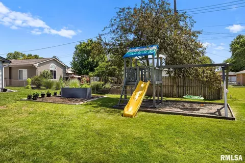 110 E Jadewood St, Morton, IL 61550 photo 48
