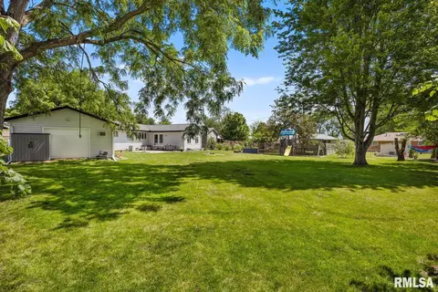 110 E Jadewood St, Morton, IL 61550 photo 46