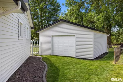 110 E Jadewood St, Morton, IL 61550 photo 40