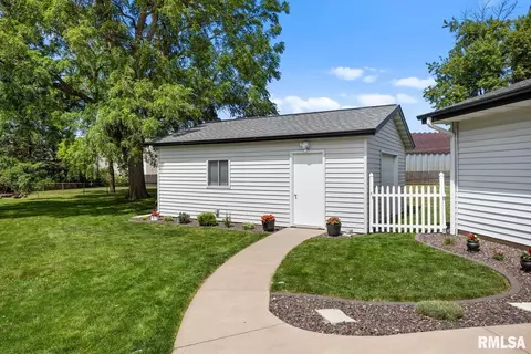 110 E Jadewood St, Morton, IL 61550 photo 37