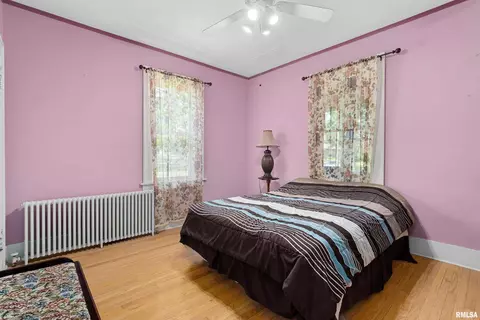 Bedroom - 409 W Burton Ave, Eureka, IL 61530 photo 3 of 5