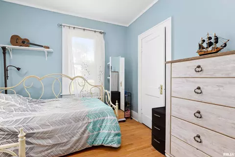 Bedroom - 409 W Burton Ave, Eureka, IL 61530 photo 2 of 5