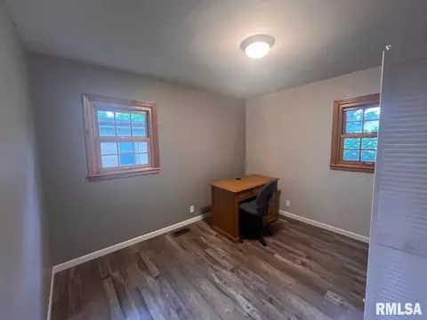 130 Stonegate Dr, Canton, IL 61520 photo 12