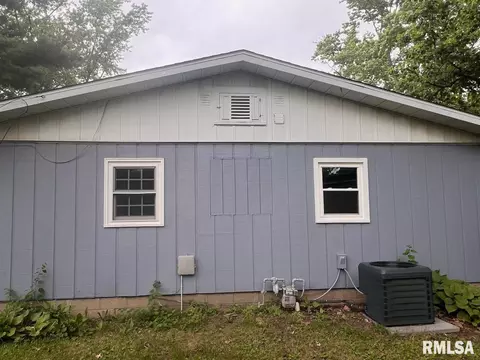 130 Stonegate Dr, Canton, IL 61520 photo 22