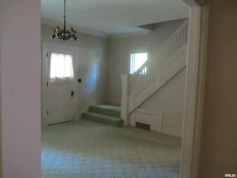 711 W 3rd St, Delavan, IL 61734 photo 33