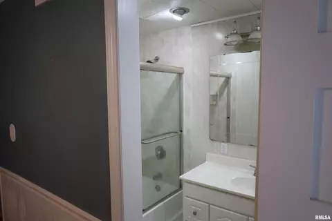 526 E Pasadena Ave, Peoria, IL 61603 photo 17