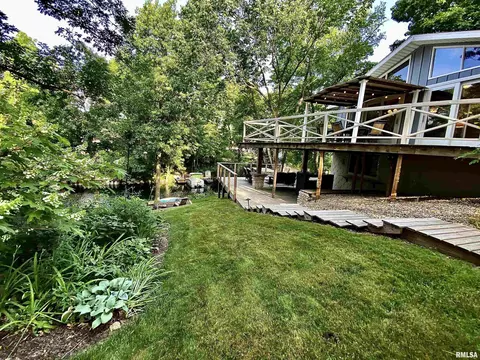 Exterior - 4423 S Blackburn Cv, Mapleton, IL 61547 photo 18 of 30