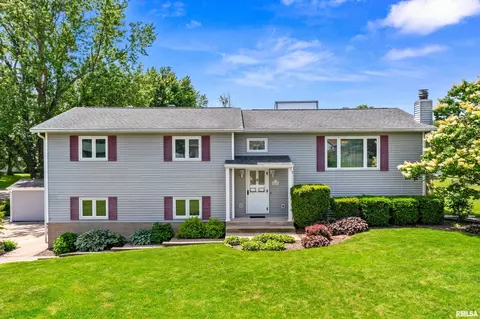 4256 Evergreen Dr, Galesburg, IL 61401