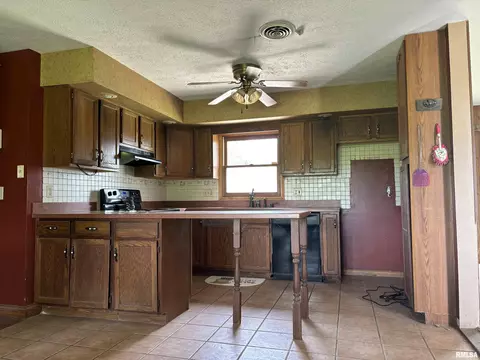 1594 Feazel Rd, Lacon, IL 61540 photo 13