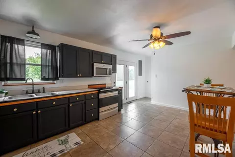 9509 W Littlefield Dr, Mapleton, IL 61547 photo 15