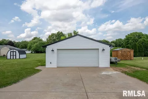 9509 W Littlefield Dr, Mapleton, IL 61547 photo 6