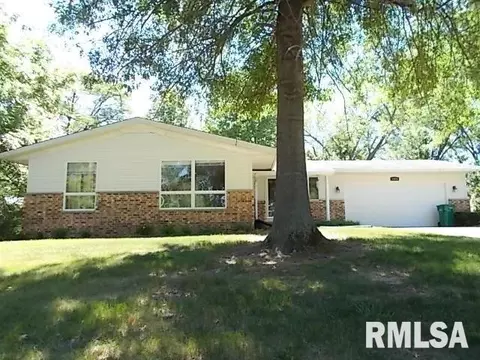 1424 Debbie Ln, Macomb, IL 61455 photo 27
