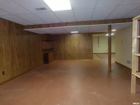 1424 Debbie Ln, Macomb, IL 61455 photo 20